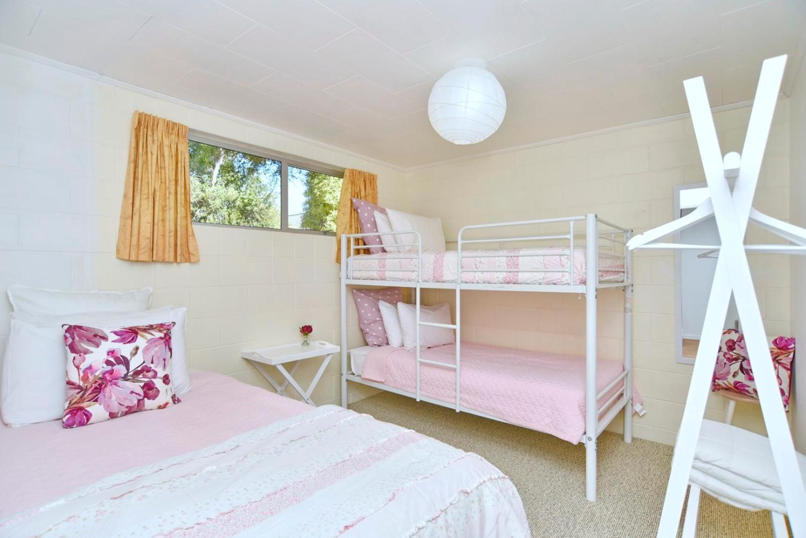 Akaroa Harbour View - Christchurch Holiday Homes Zewnętrze zdjęcie